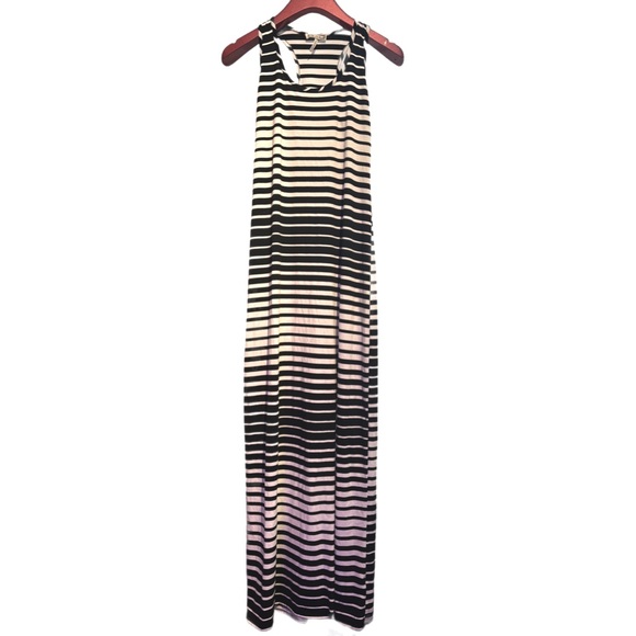 Kirra | Black and white striped maxi dress with slit | Medium - Picture 1 of 4